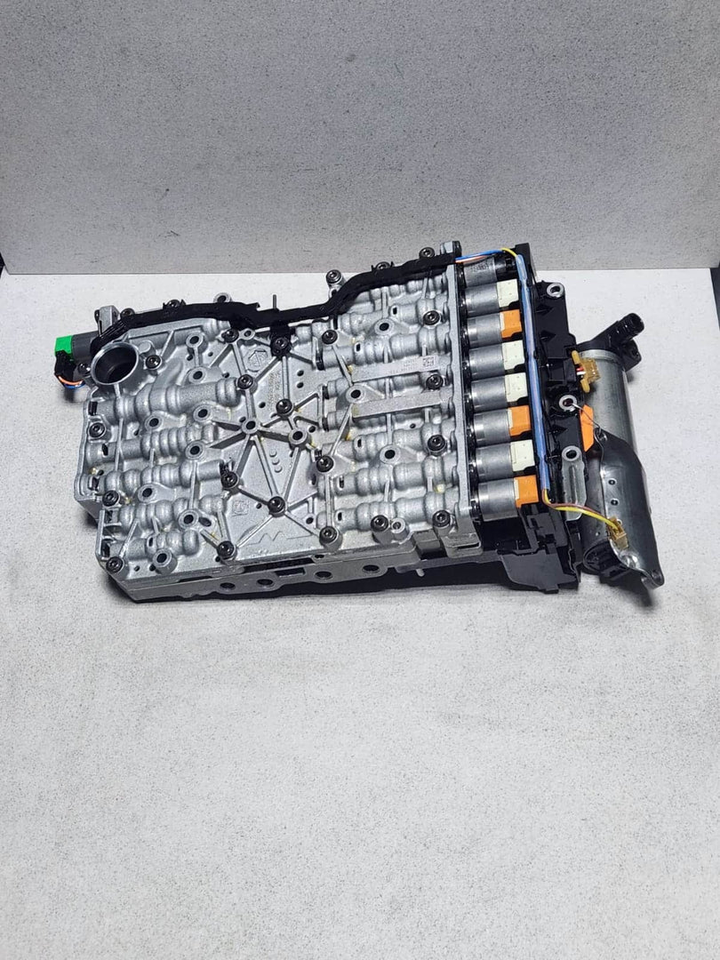 2012-2016 BMW F07 N20 Transmission Valve Body Mechatronics 8hp45 0260550087