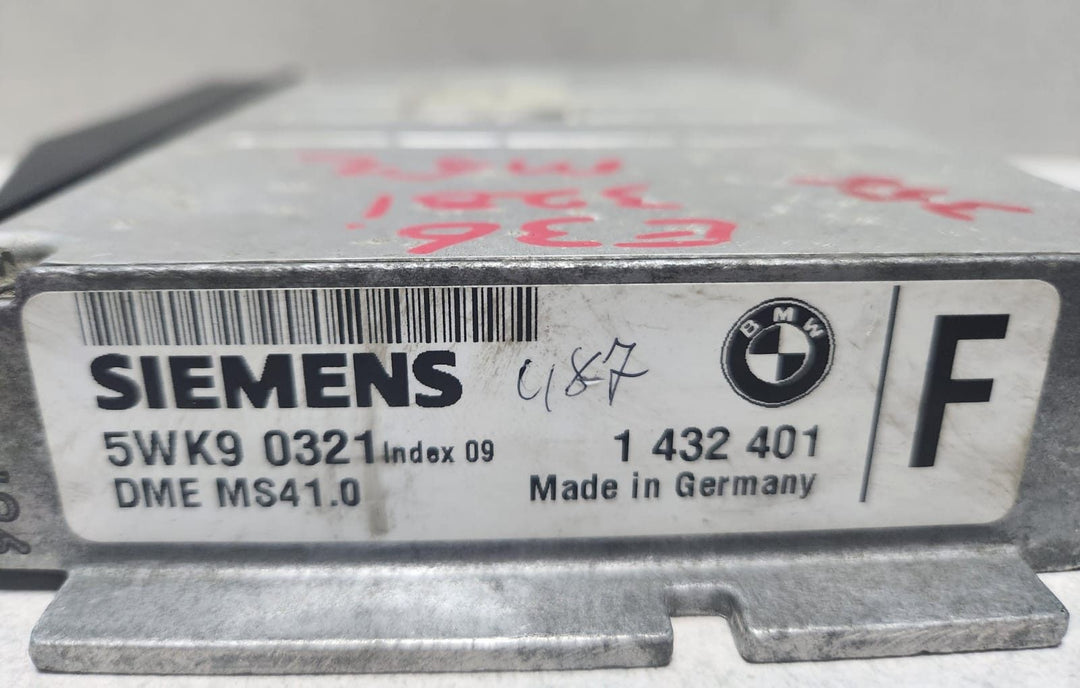 1996-2002 BMW Z3 Engine Control Unit 1432401 E36 E39 E38 M42 Siemens 5WK90321 