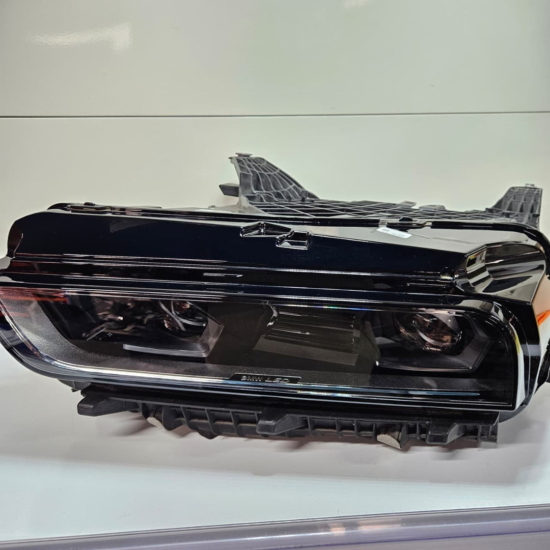 OEM BMW G70 i7 Headlight Left Side RL LHT ECE 4A276F3