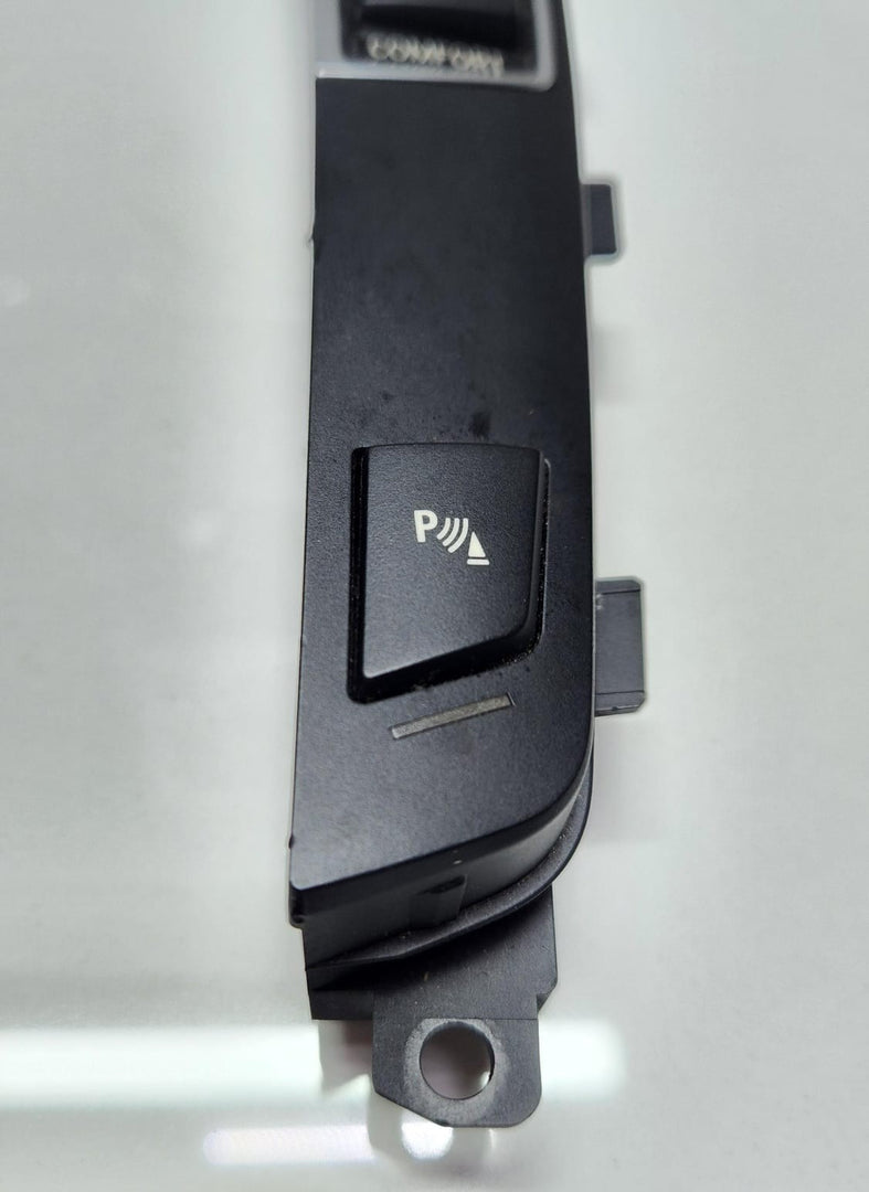 2009-2014 BMW 535i Center Console Switch 9202951 5 Series F10 F11 6 Series F06 