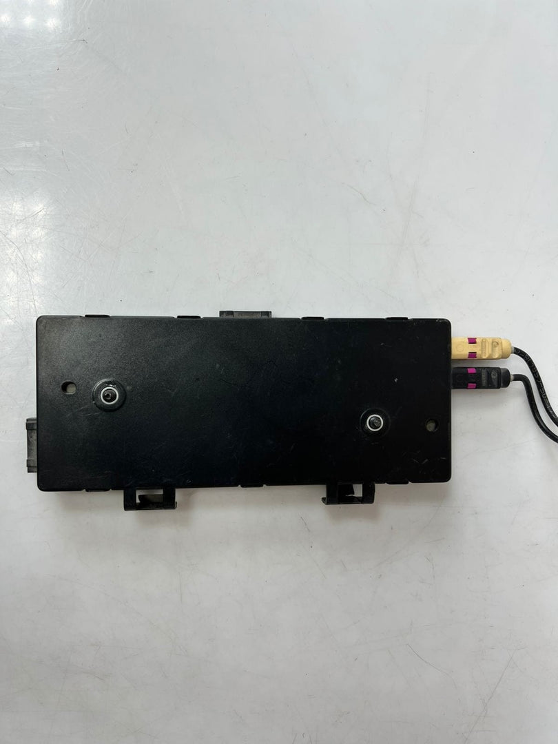2010-2012 BMW X1 Antenna Amplifier AM/ FM 9168328 OEM