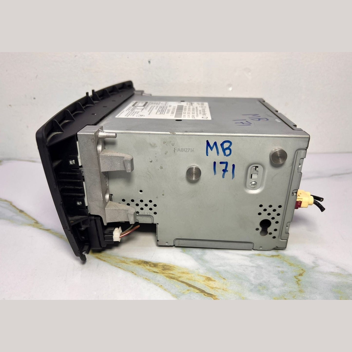 Mercedes-Benz W166 Radio Audio Head Unit CD Player Control Unit A 166 900 64 08 