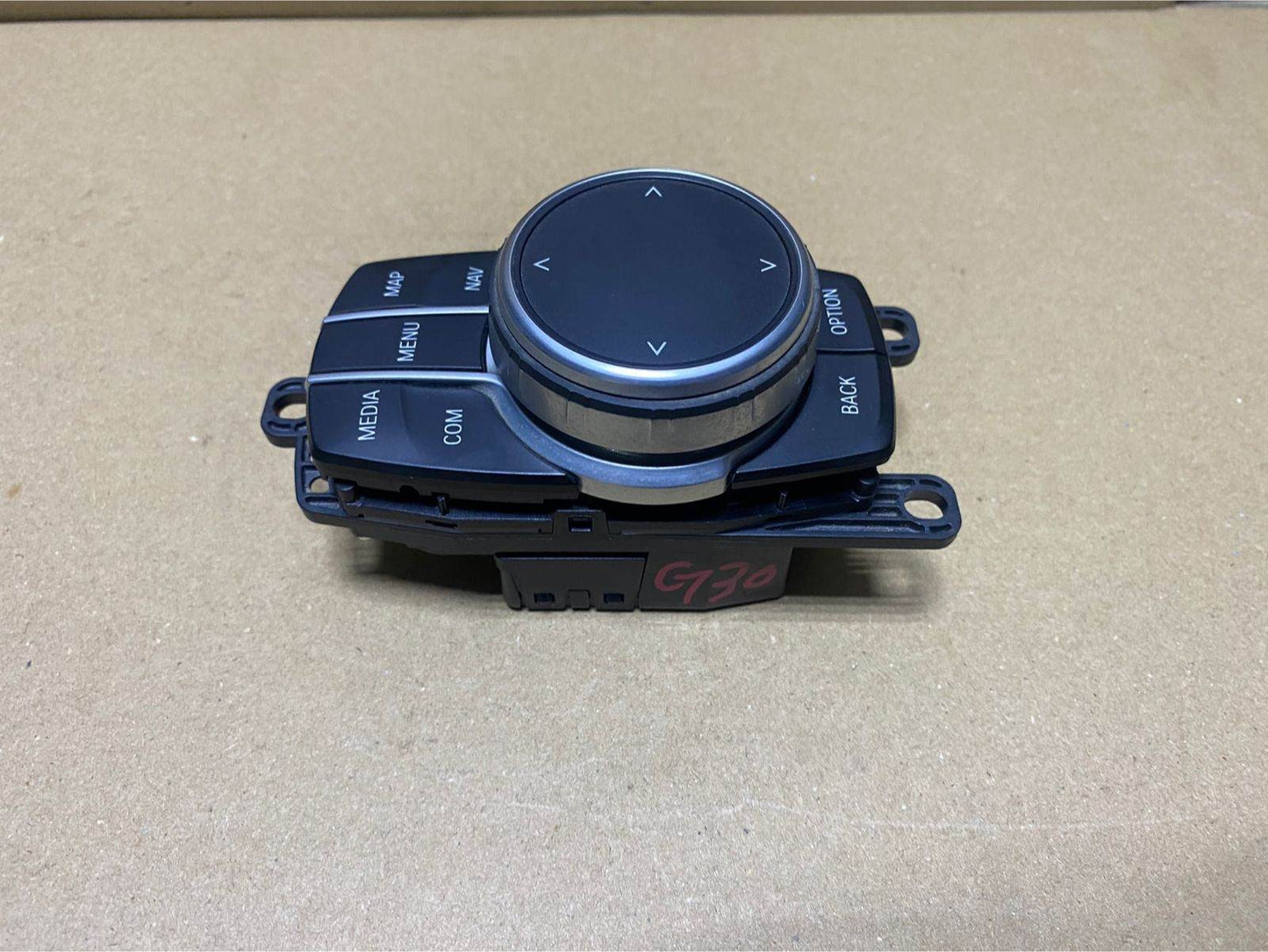 2017-2020 BMW 530i Idrive Touch Controller 5A0DC87 G30 G31 G38 6 Series G32 GT