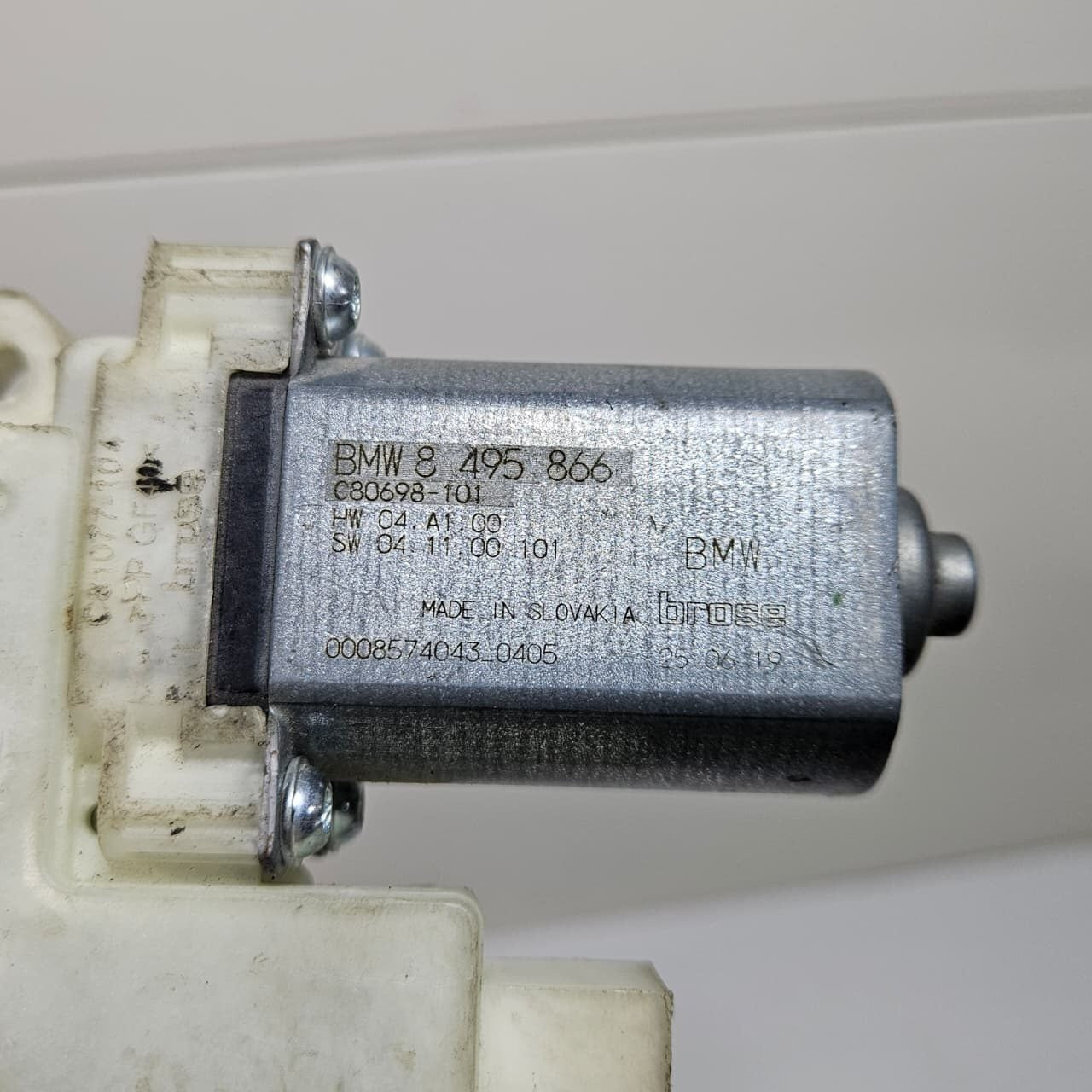 2020 BMW G20 G21 M340i Window Regulator Motor 8495866 Front Right