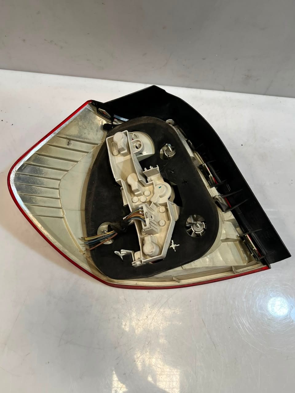 BMW 1' E81 E87 LCI 120i Rear Tail Light  RIGHT LEFT BACK LIGHT 7181298 7181297 
