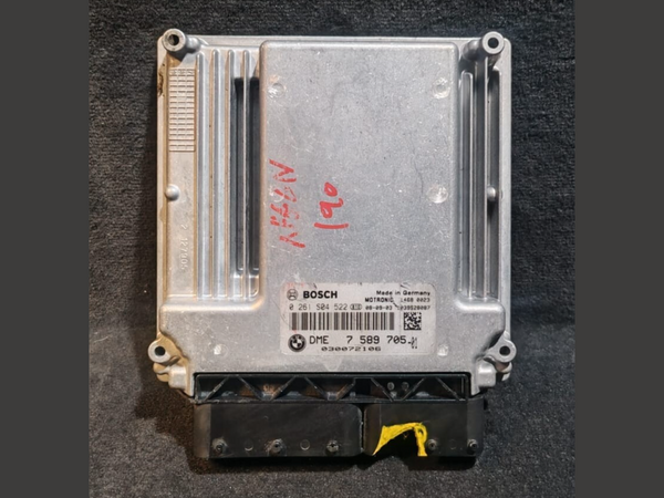 BMW 3 Series E90 E92 ENGINE CONTROL UNIT ECU ONLY  ECM S04 DME 7589705