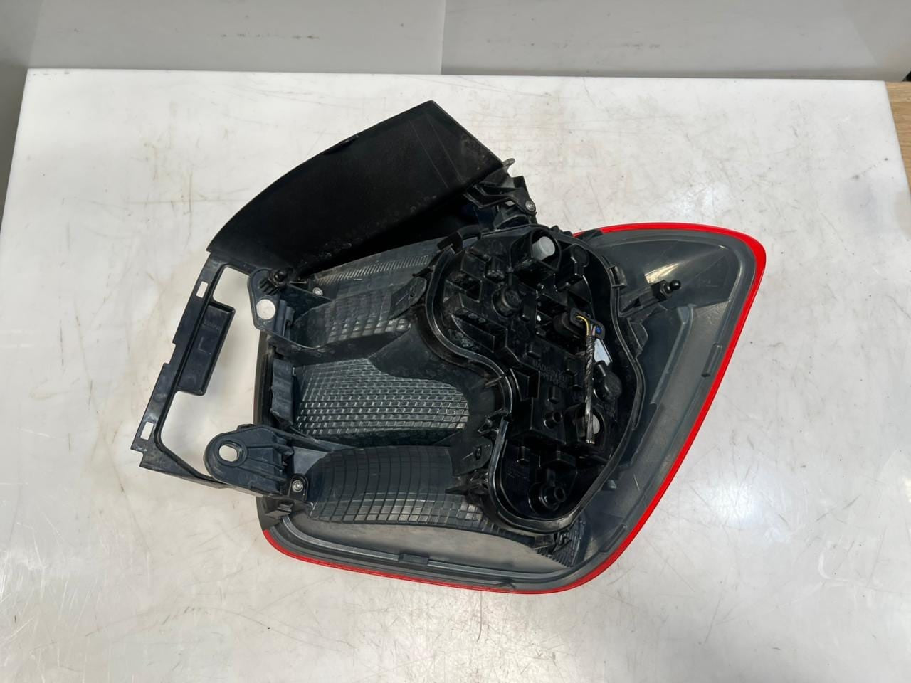 BMW 1 Series F20 Rear Left Outer Tail Light Led White Turn Indicator 7241543 OEM