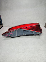 Load image into Gallery viewer, 2016-2019 BMW 740i Rear Tail Light 2583246 7 Series G11 G12 
