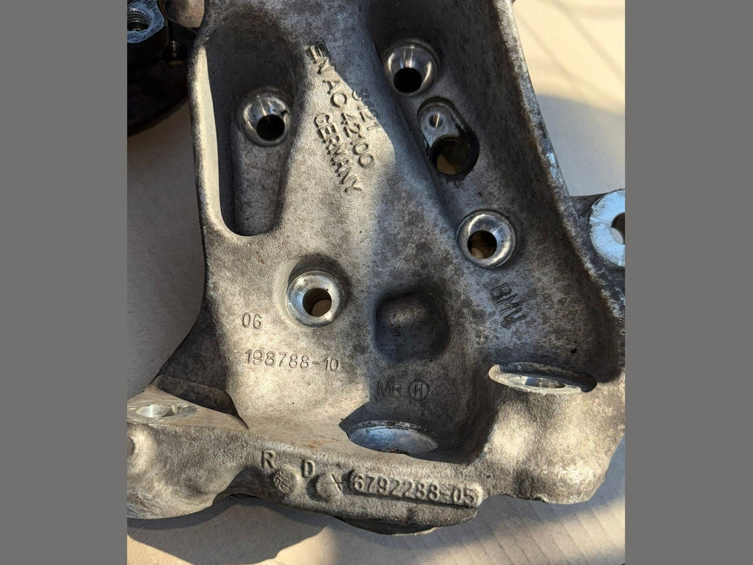 BMW 3 Series F30 F31 F35 Slewing Bearing Wishbone Axle Front Right 6792288