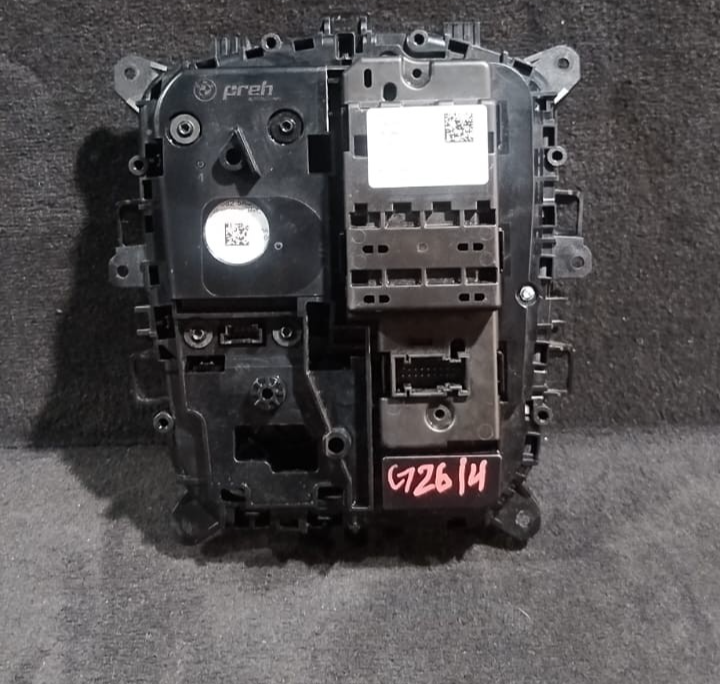 BMW G26 I4  CENTER CONSOLE GEAR SELECTOR PANEL P/N 5A6AE88