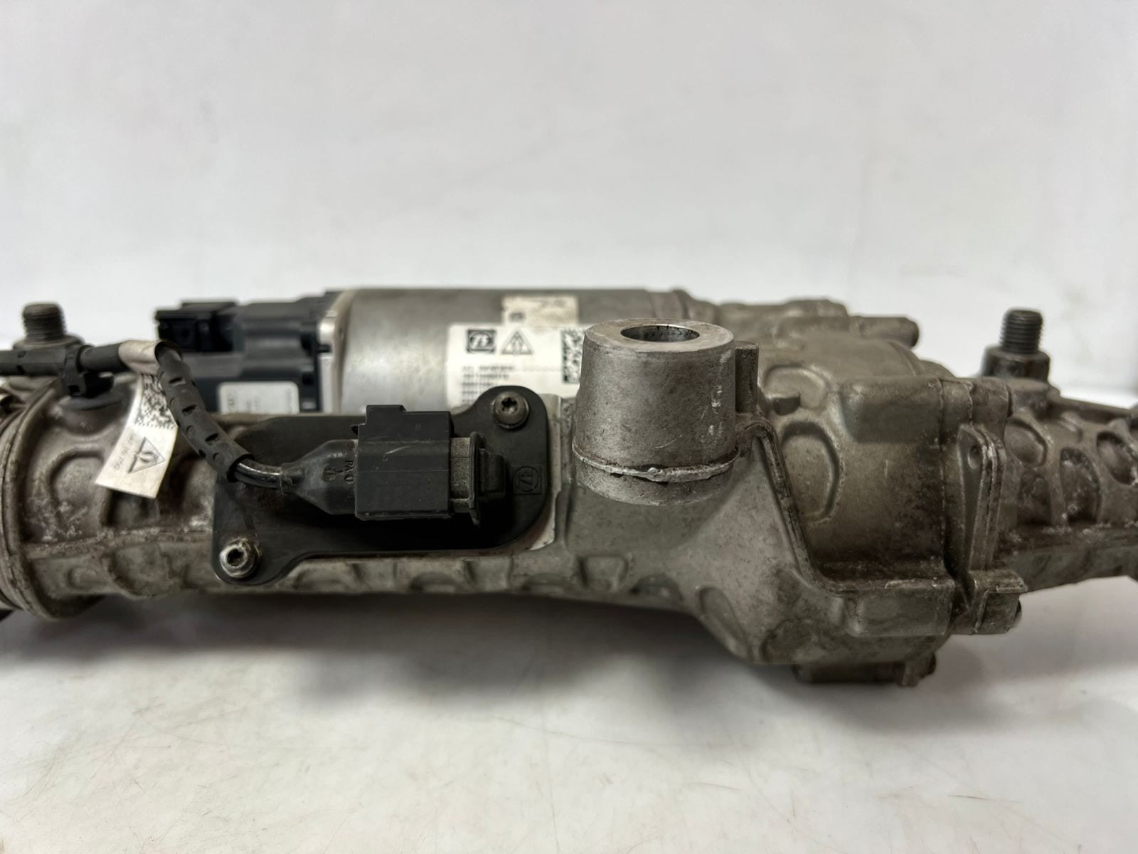 2018-20 BMW M550i G30 760i M760i Rear Power Steering Rack And Pinion 6883728 01