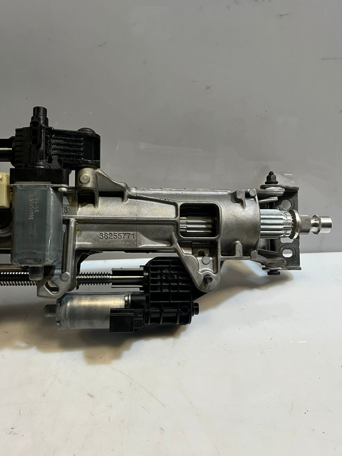 2024 BMW iX I20 and I7 G70 Electric Steering Column Adjustment 5A81930 OEM