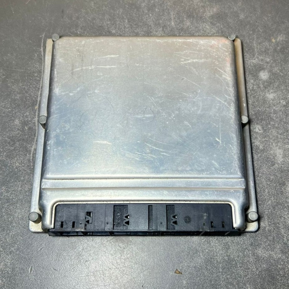 02-09 Mercedes W211 E-Klasse Motorsteuergerät Gerät ECM ECU A113 1534679 OEM