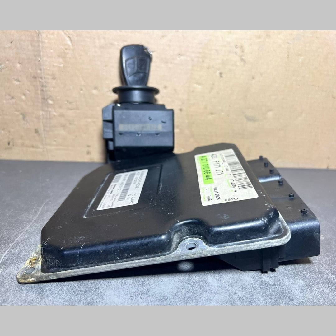 Mercedes W171 ECU Engine Control Module Ignition Key Switch Set A271 0106644 OEM