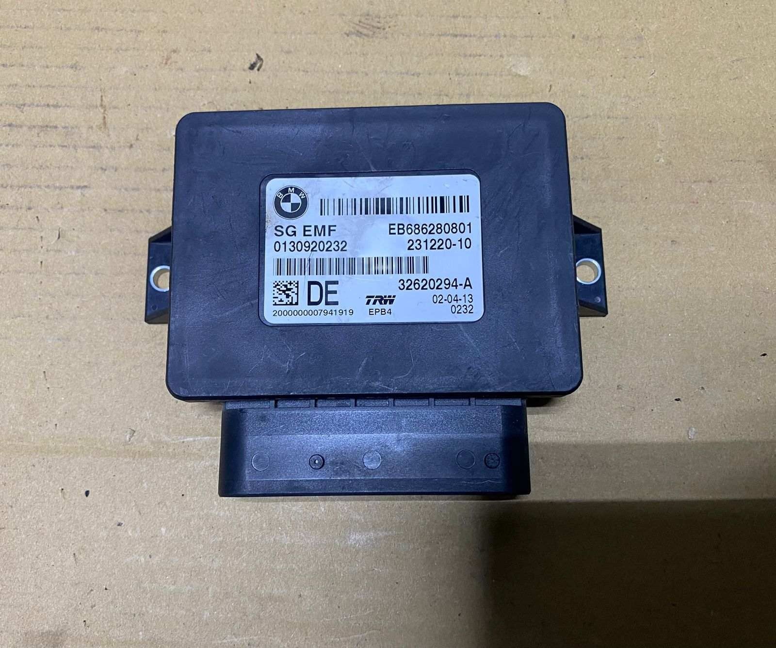 2010-2017 BMW X3 Electric Parking Brake Control Module 6862808 F10, F11, F12, F1