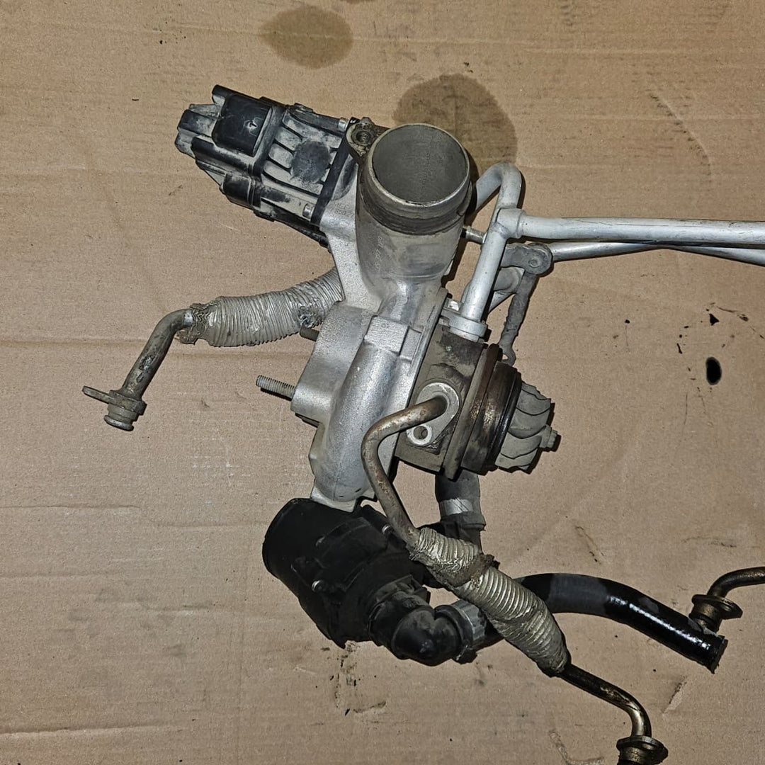 2015-2018 BMW M2 F87 M3 M4 F80 F82 F83 S55 Engine Turbocharger 7850279
