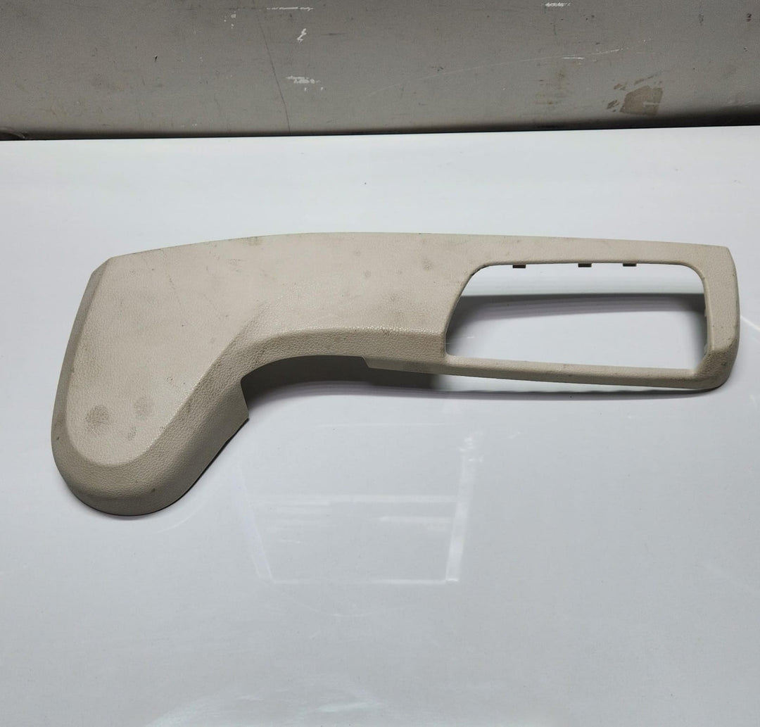 2012-2018 BMW 650i Front Seat Control Surround Trim 7228289