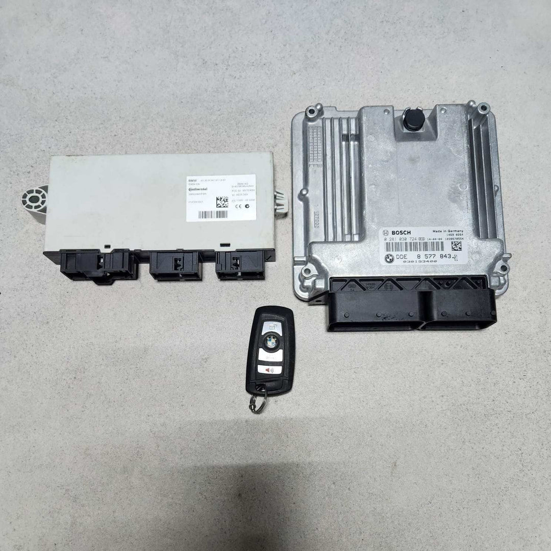 2014-2015 BMW 535D F10 Engine Control Module 8577843 ECU SET DIESEL 