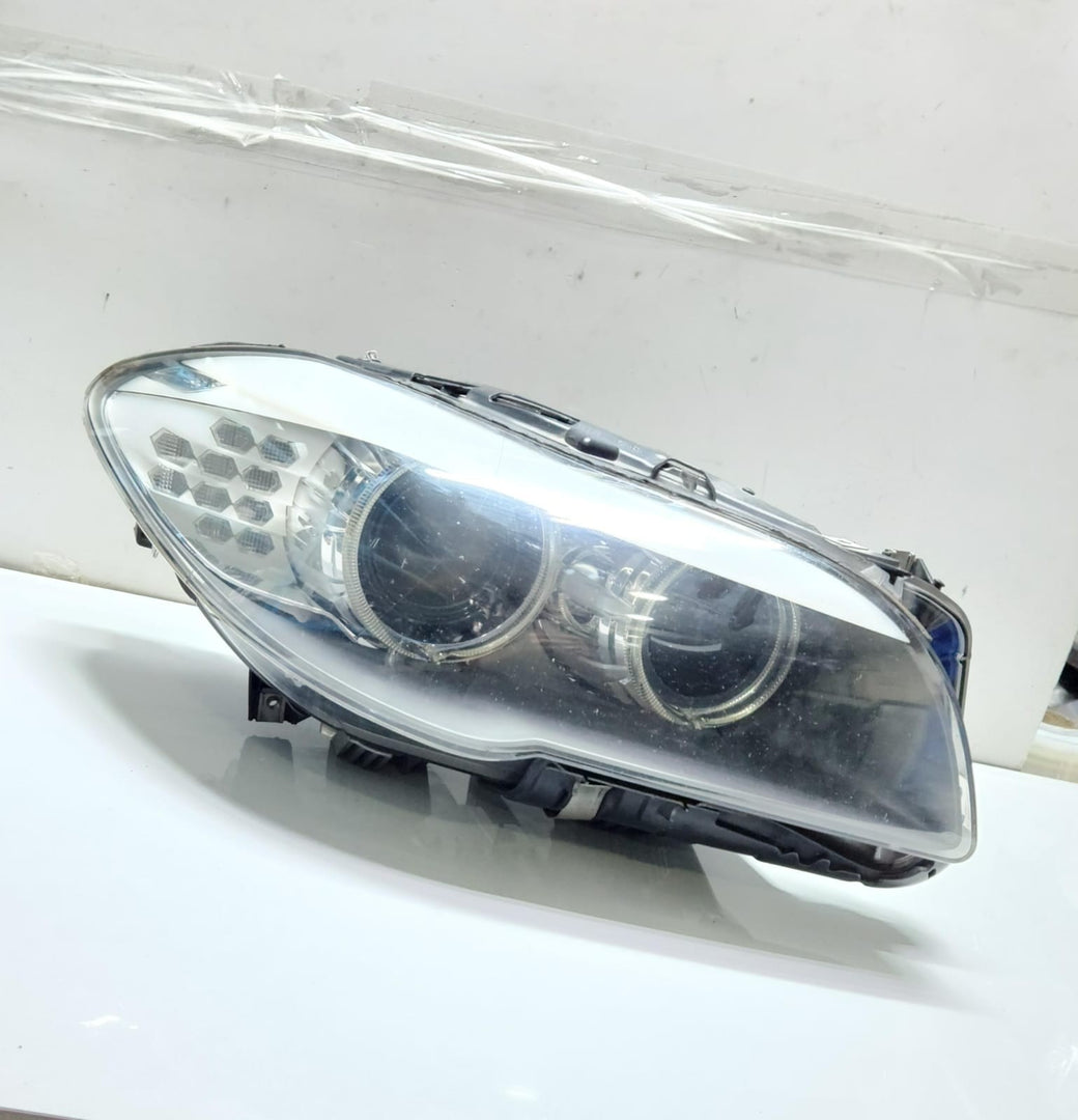 2010-2013 BMW 535i Front Right Headlight 7203248 5 Series F10 and F11 OEM