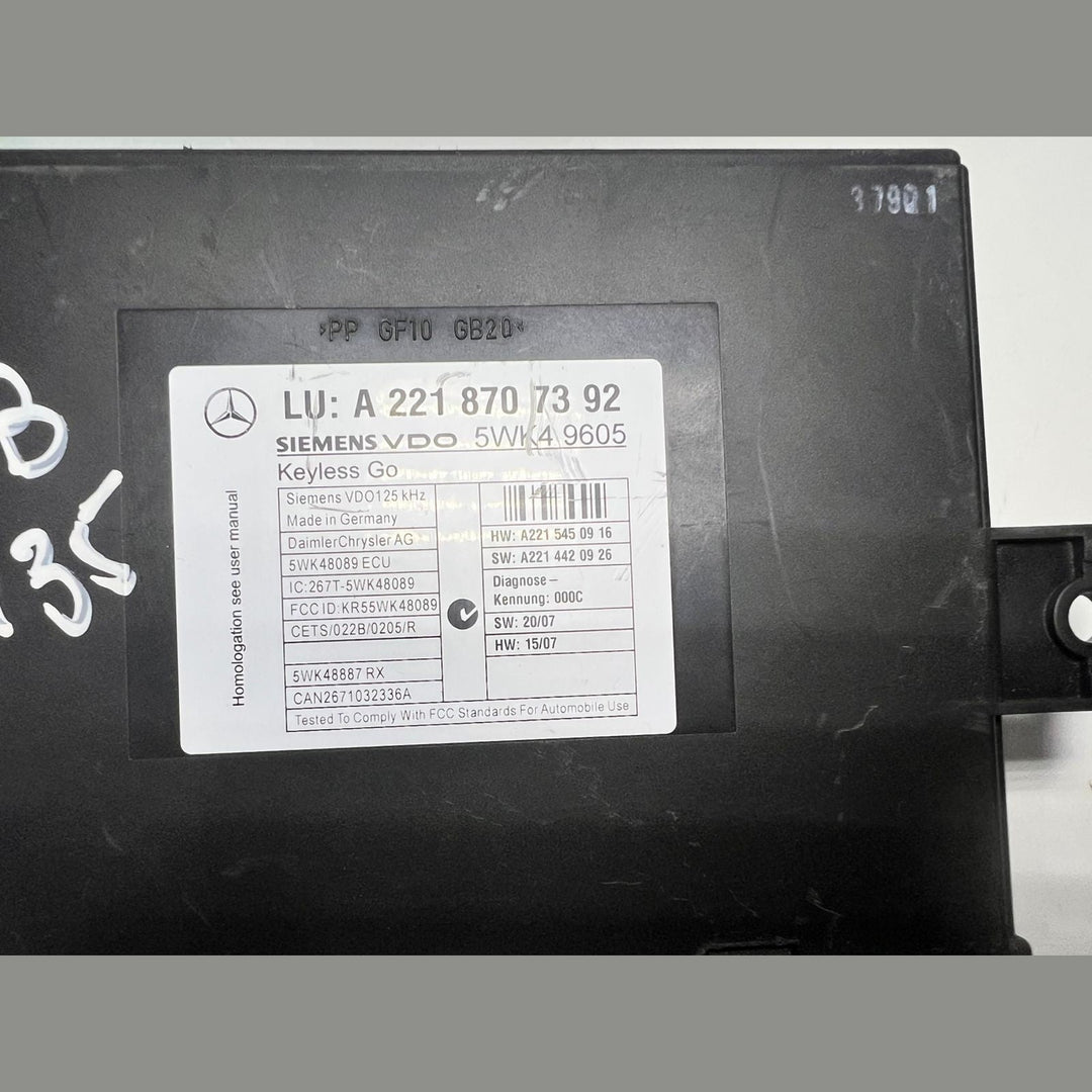 2007-2010 Mercedes-Benz W221 S-Class W216 Keyless Go Control Module A221 8707392