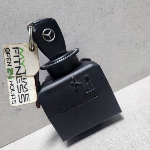 2003-2009 Mercedes-Benz C230 Ignition Switch Module 2095450908 W203 C230 and CLK