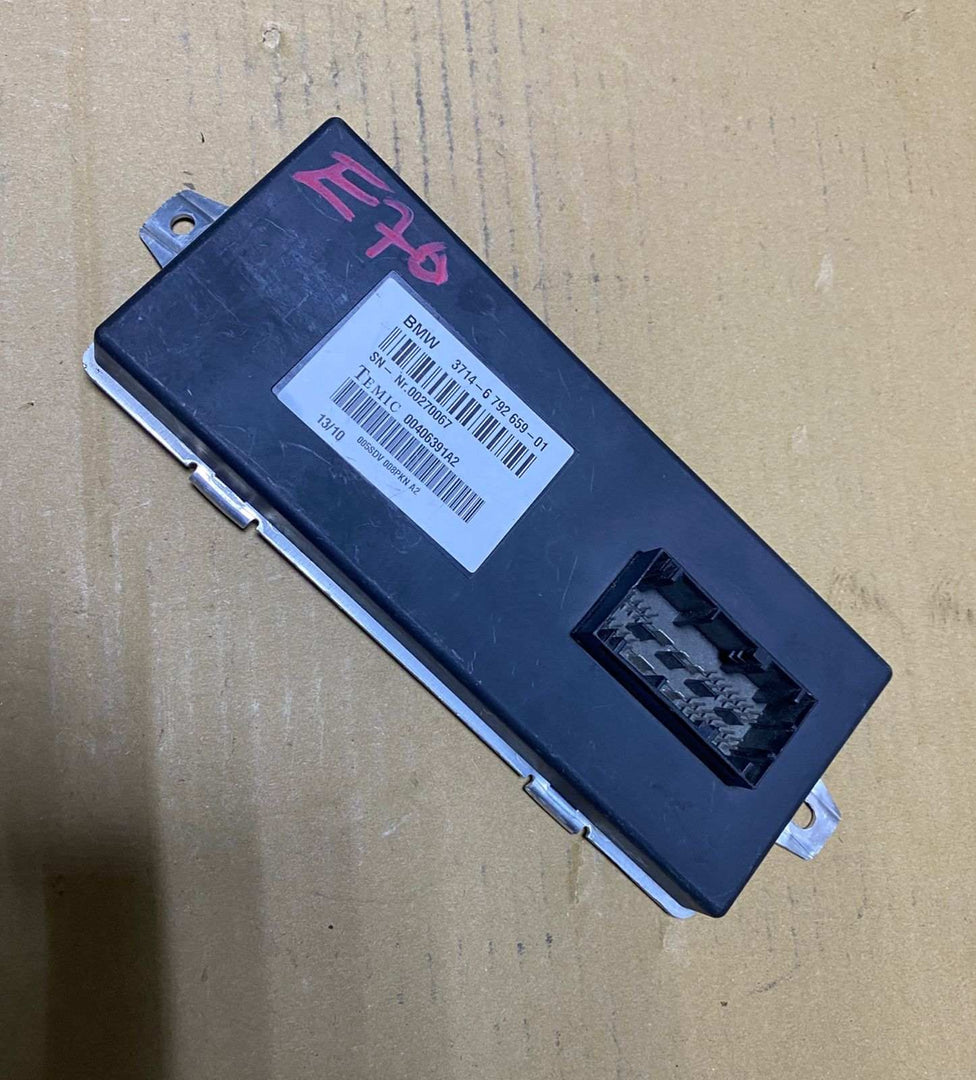 2007-2014 BMW X5 Dynamic Drive Control Module 6792659  E70 X5 and E71 X6 models