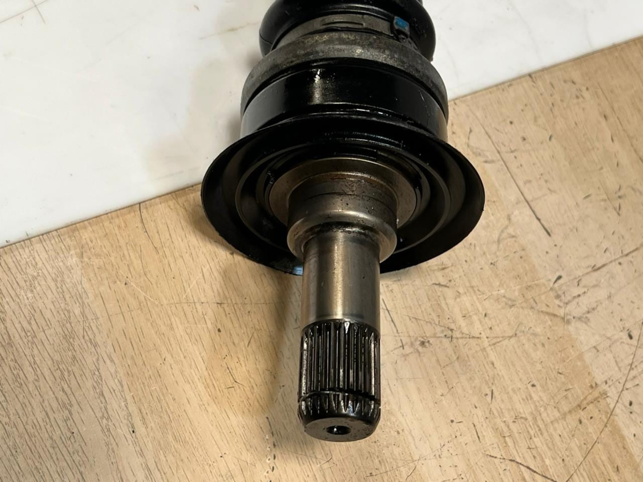 2013-2015 BMW 335i f30 Rear Left Axle Output Shaft 7597677