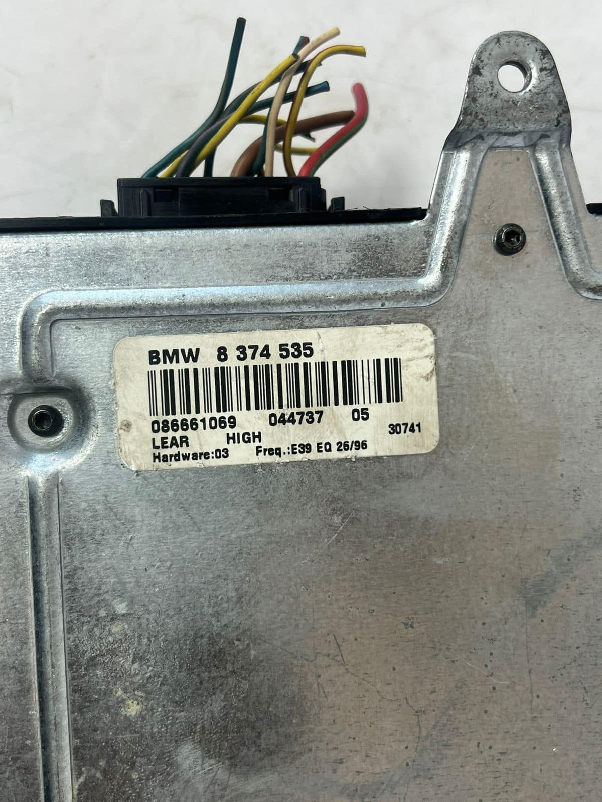1998-2000 BMW E39 5 Series 525i 528i 530i 540i Audio Radio Amplifier 8374535 OEM