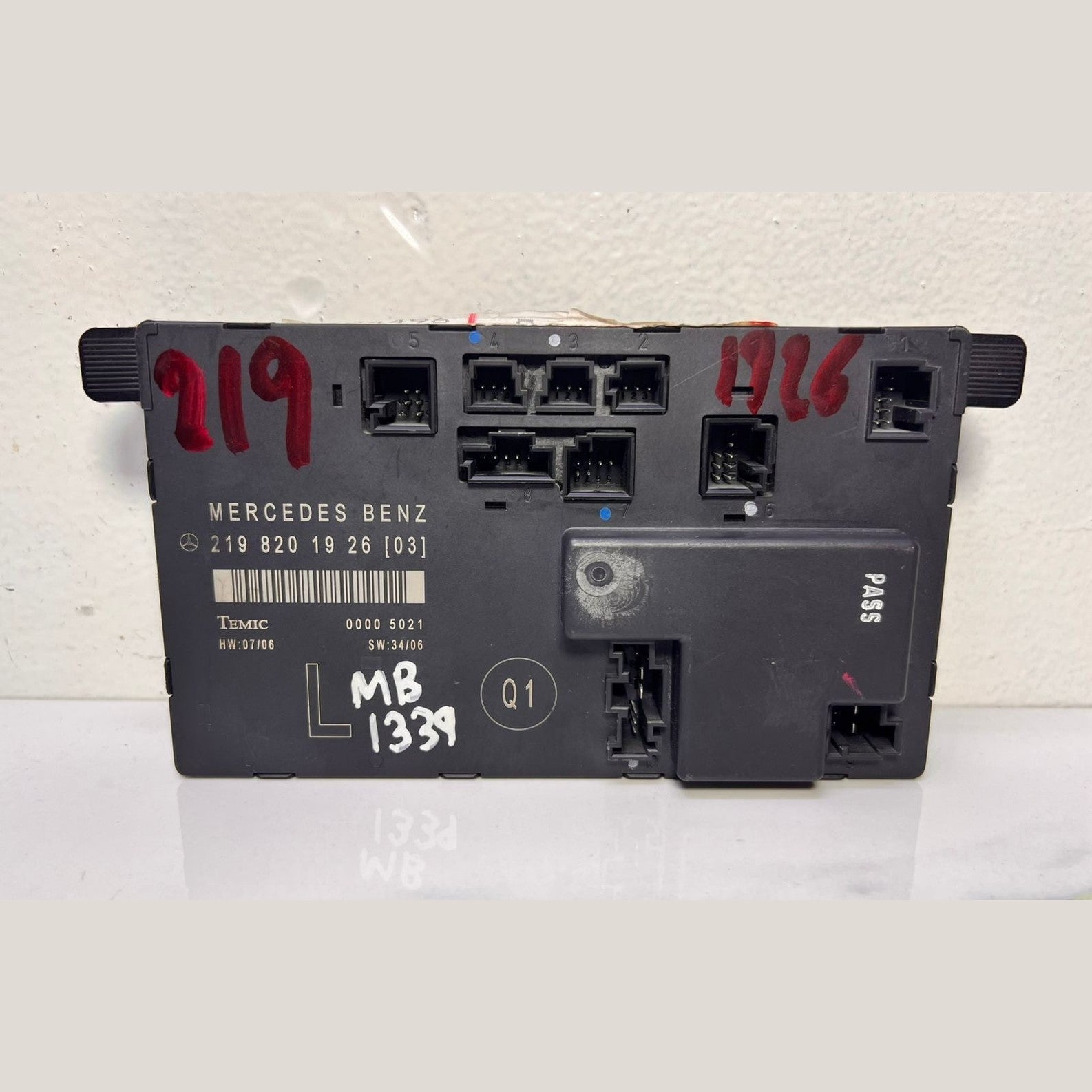 2006-2011 Mercedes-Benz CLS500 Door Control Module 219 8201926 W219 CLS Class