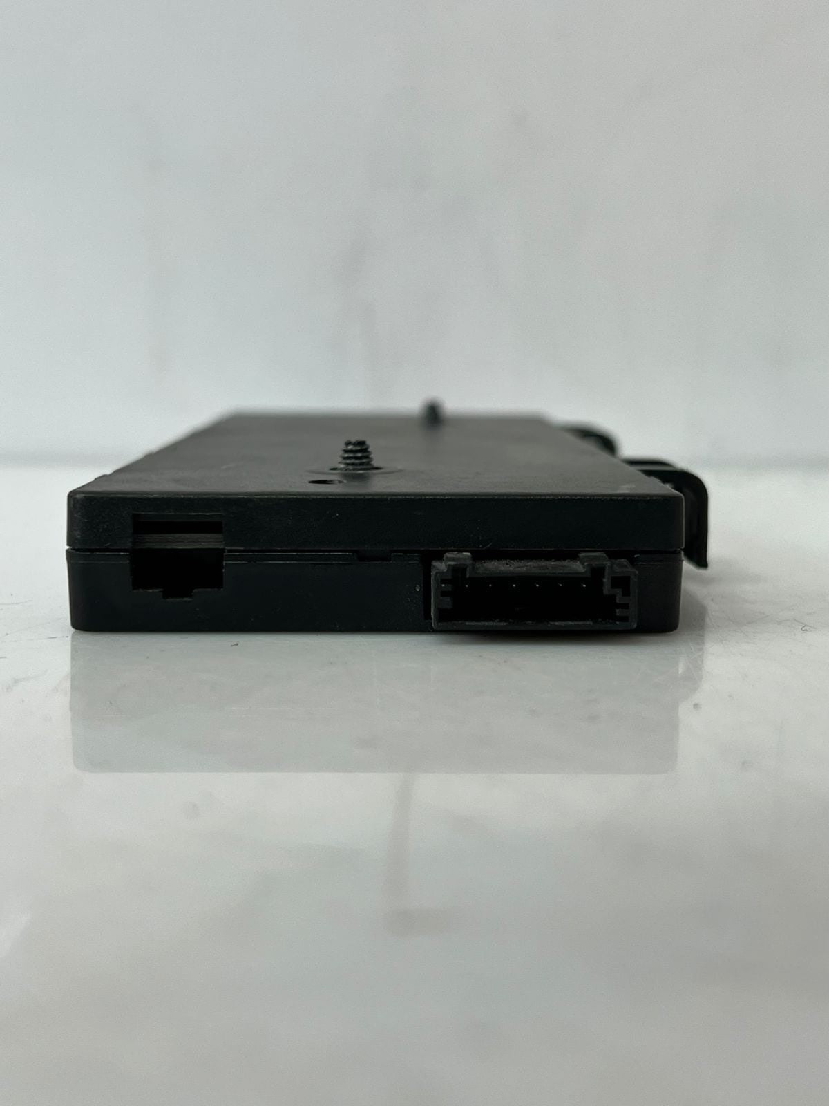 2012-2015 BMW X1 E84 Antenna Amplifier Diversity 9168334 OEM