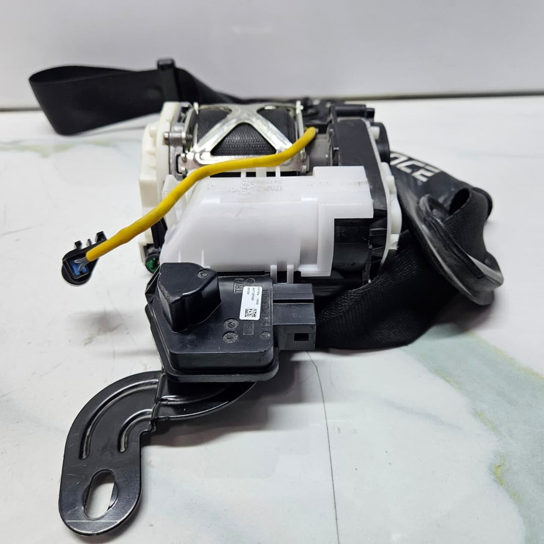 2017-2023 BMW 5 6 Series M5 G30 G31 530i Front Left Seat Belt 7430115