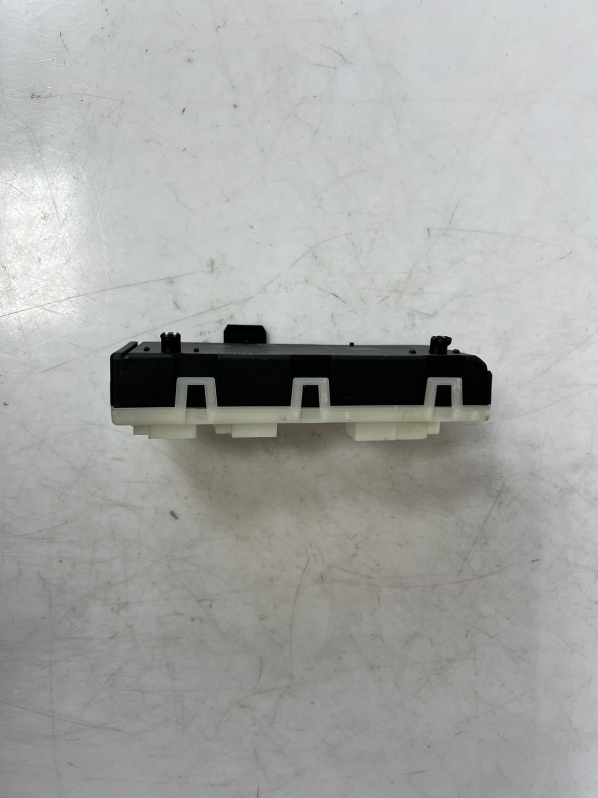 2016-19 BMW 750i G11 G12 G20 G30 F90 F92 F95 Tailgate Control Module 7448871 OEM