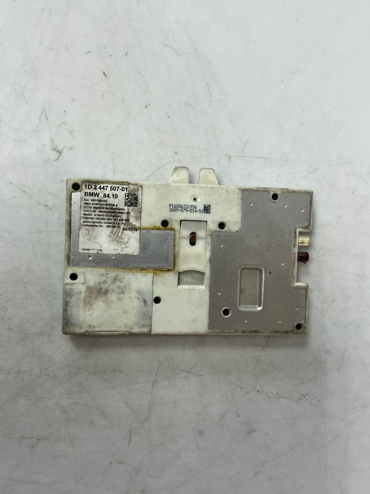 BMW 7 Series G11 G12 Telematics Communication Antenna Control Module 2447507 OEM