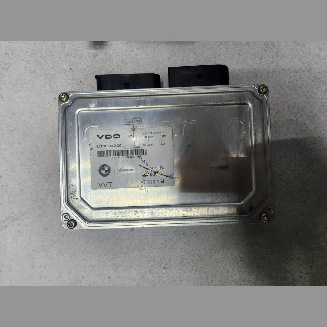 2002-2003 BMW 745i E65 Engine Control Module 7523523 ECU SET 
