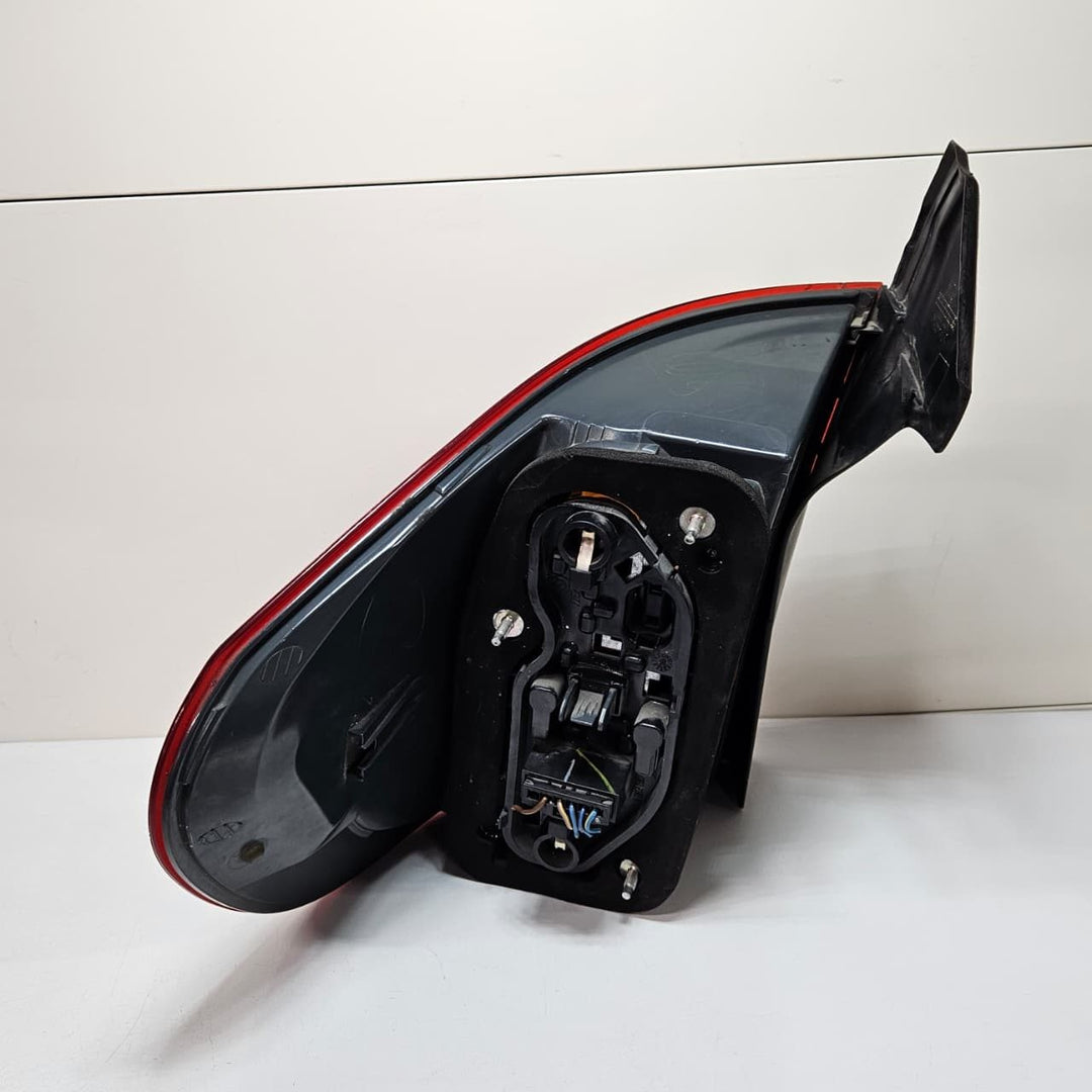 2011-2013 BMW X5 E70 Taillight 7227790 OEM  X5 E70 and E70 LCI