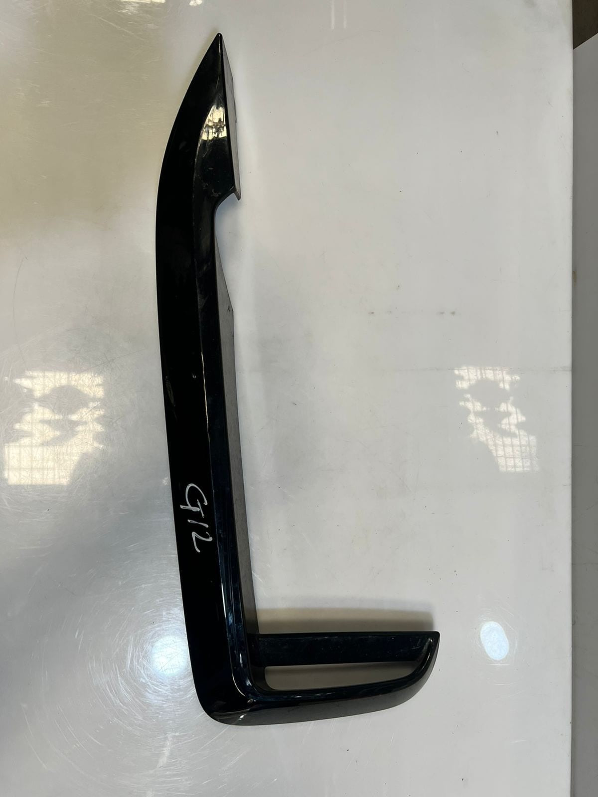 2016-2019 BMW 7 Series G11 G12 740i 750I Front Bumper Trim 8061118 OEM