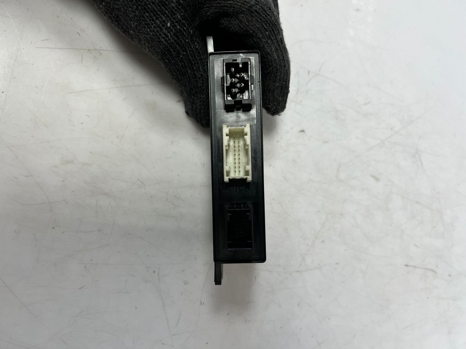 BMW  5 Series E39 Door Control Unit Module Passenger 8369587 OEM