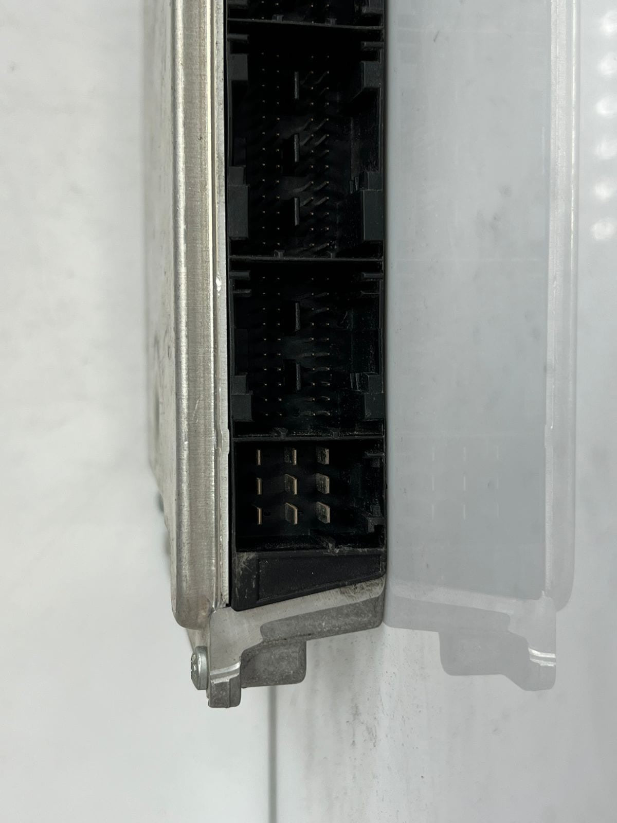 2006-2008 BMW 7 SERIES 750i 550i 650i E60-E66 4.8L Engine Control Module 7549700