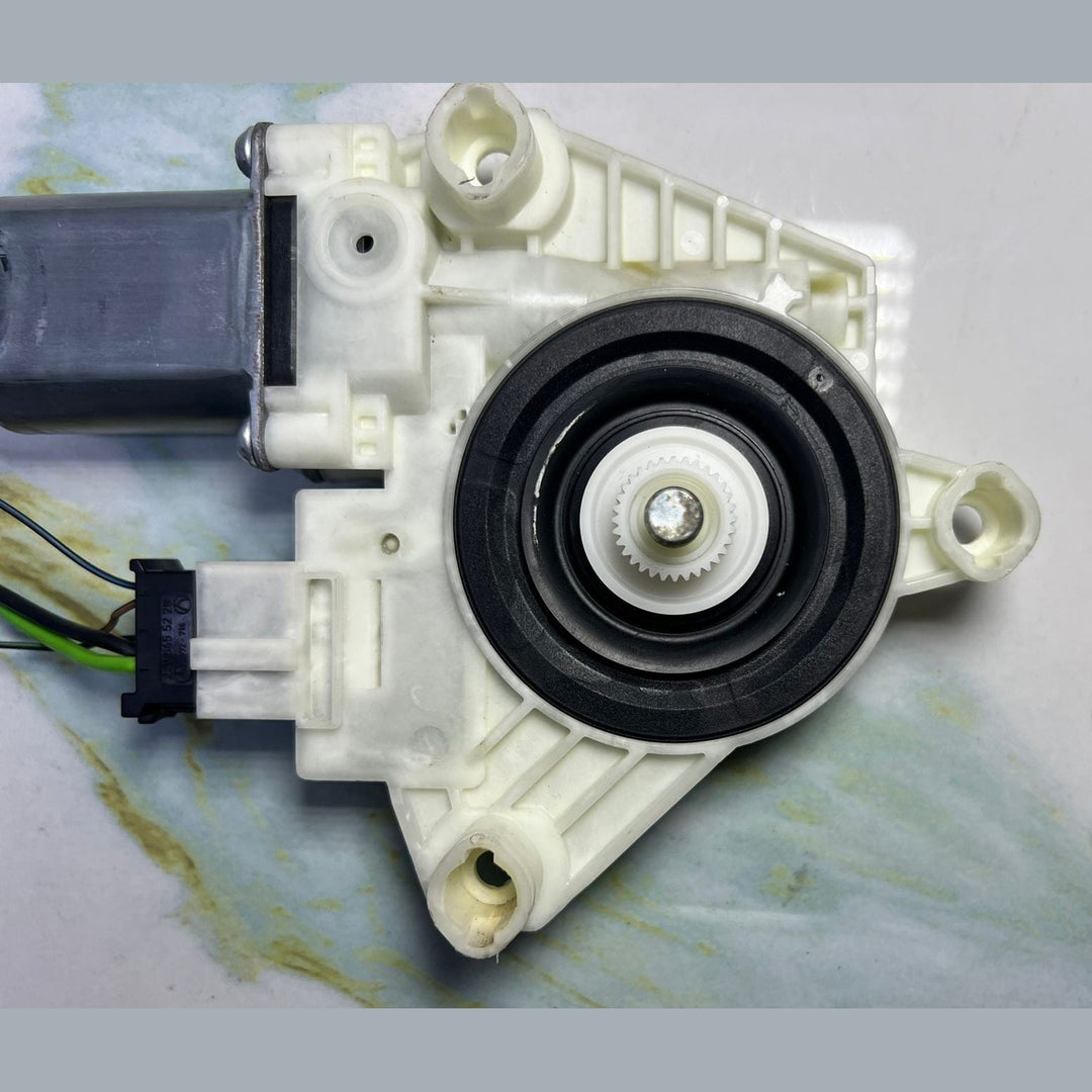 15-21 Mercedes-Benz W213 E-Class Window Motor Front Left Side A213 9069901 OEM