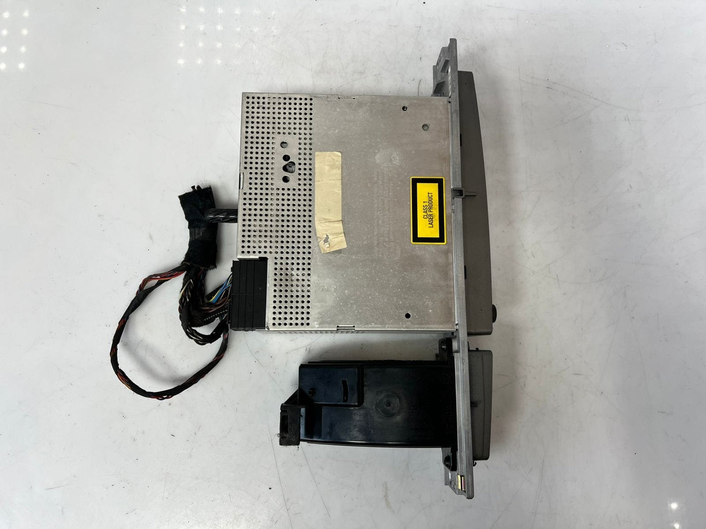 2006-2008 BMW E65 E66 E67 7' 730d 750i 750Li 760Li Radio Cd Player 6947711 OEM