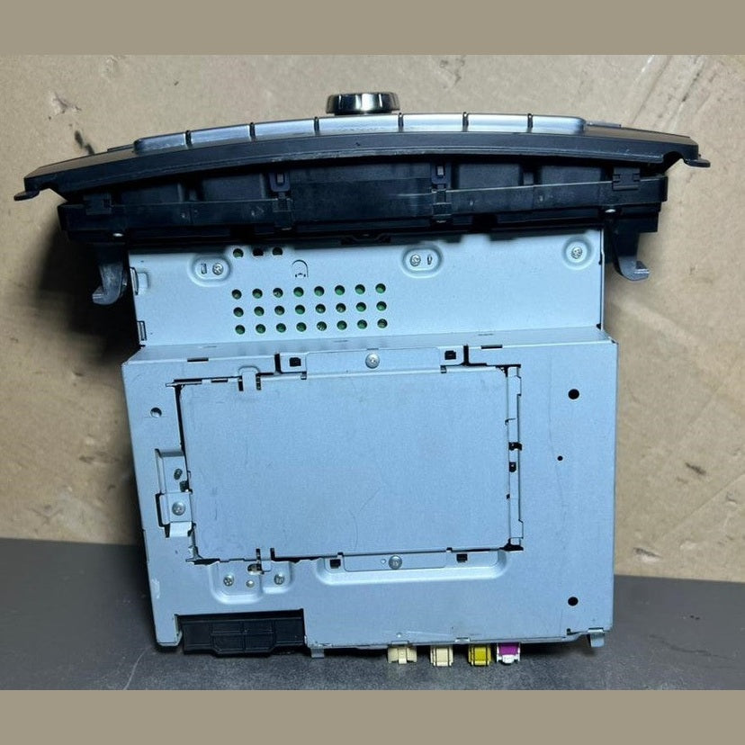13–16 Mercedes-Benz W246 GLA Radio Audio Head Unit CD Player A246 9007416 OEM