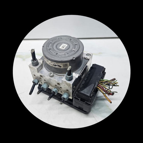 2012-2015 BMW F22 F35 M235i 328i ABS Anti-Lock Brake Pump Module 6868638 OEM