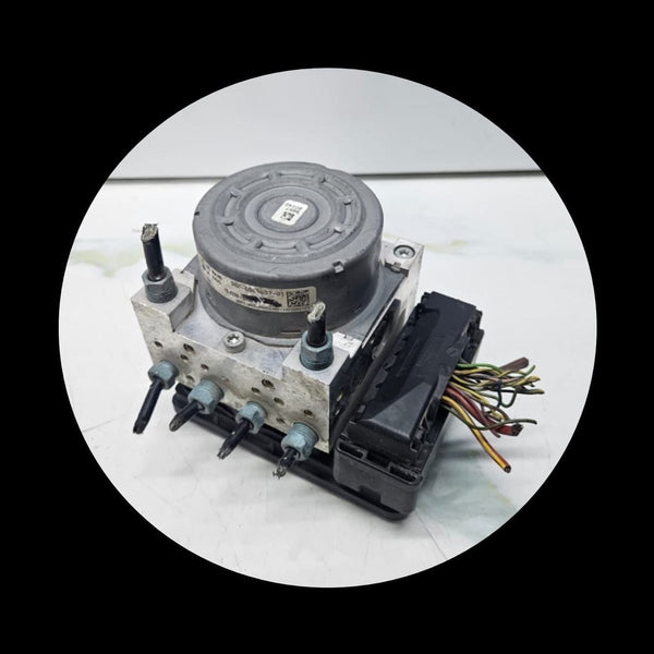 2012-2015 BMW F22 F35 M235i 328i ABS Anti-Lock Brake Pump Module 6868638 OEM