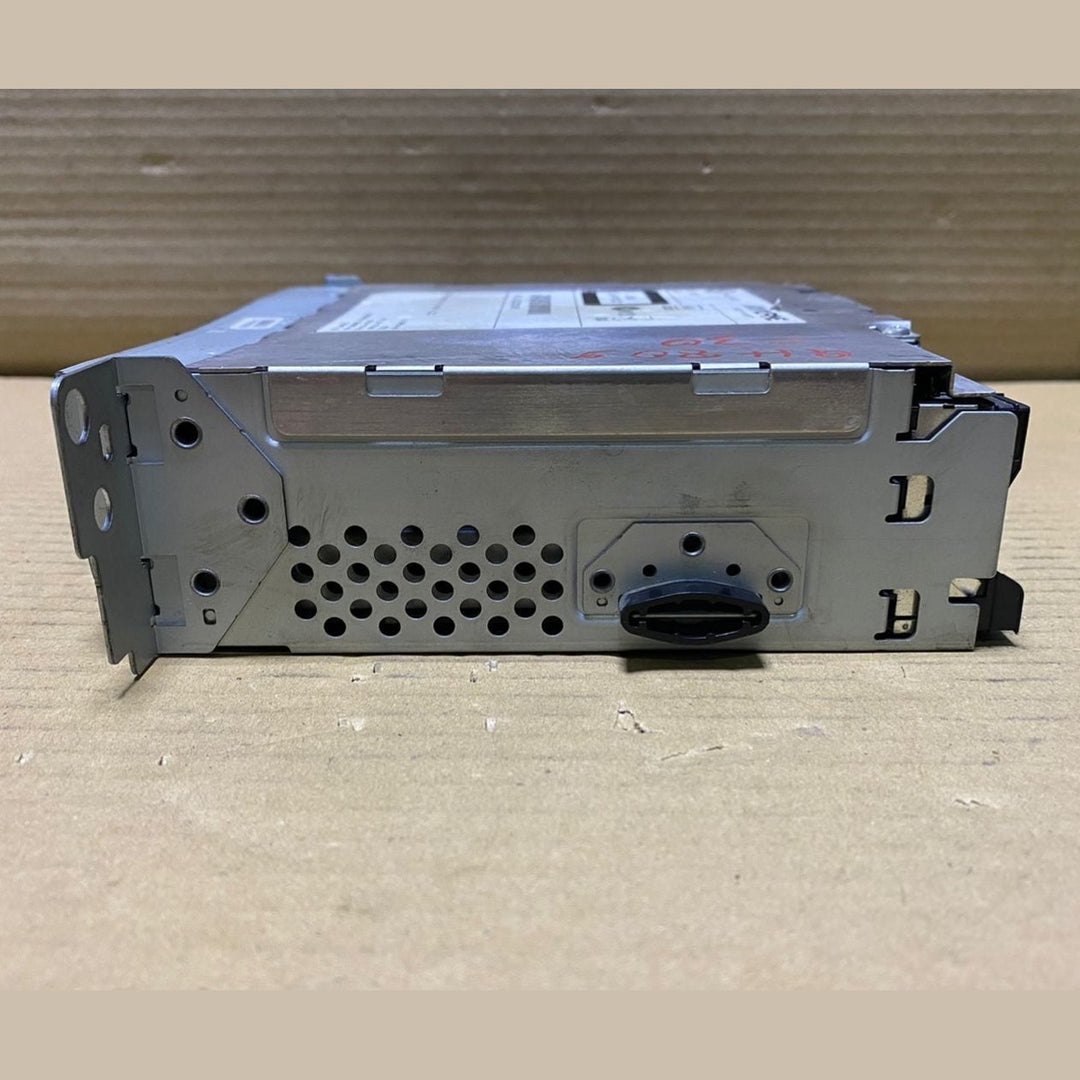 2011-2018 BMW X3 Audio System Radio Navigation 9311297 F20 1 Ser F30 