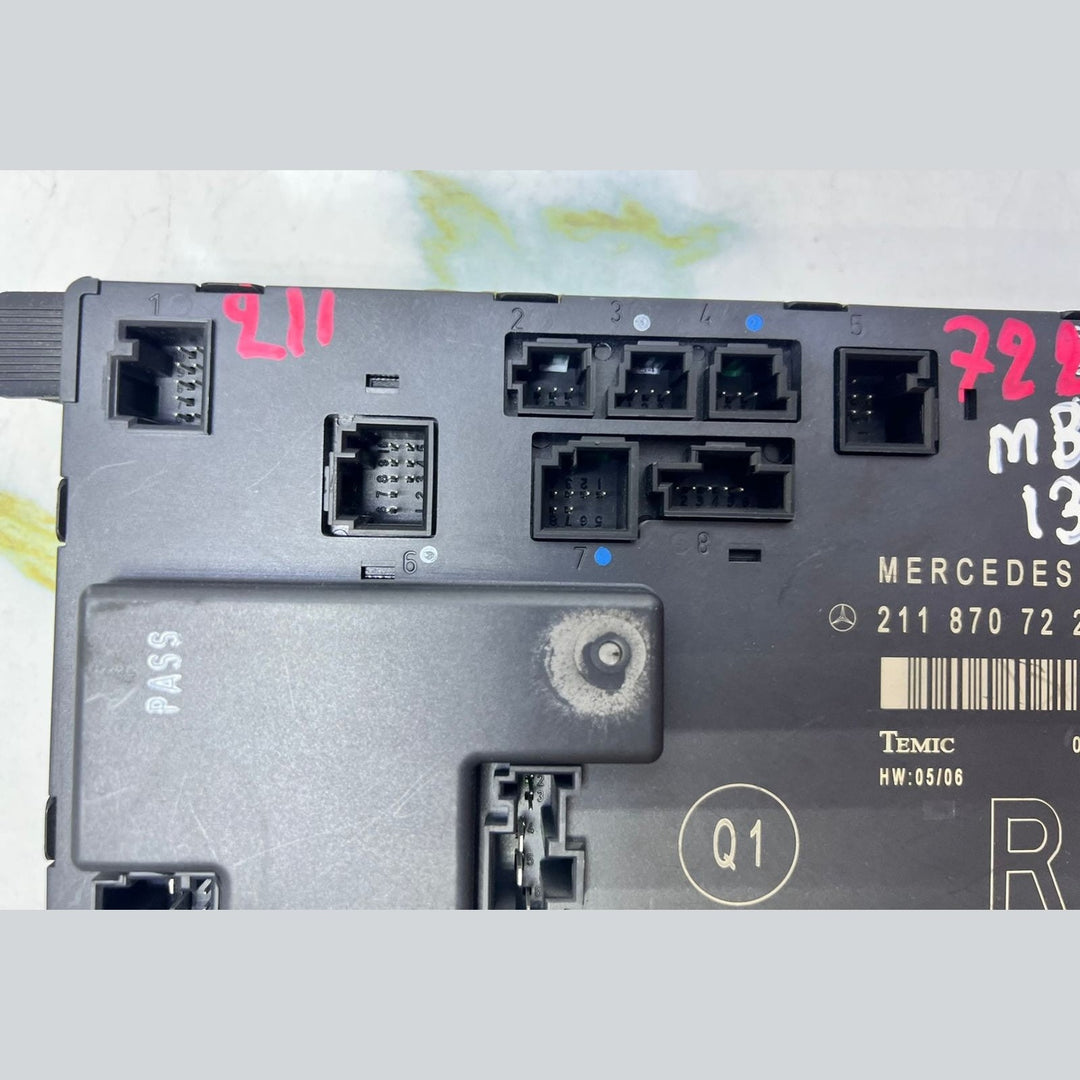 Mercedes W211 E-Class Front Right Side Door Control Unit A2118707226