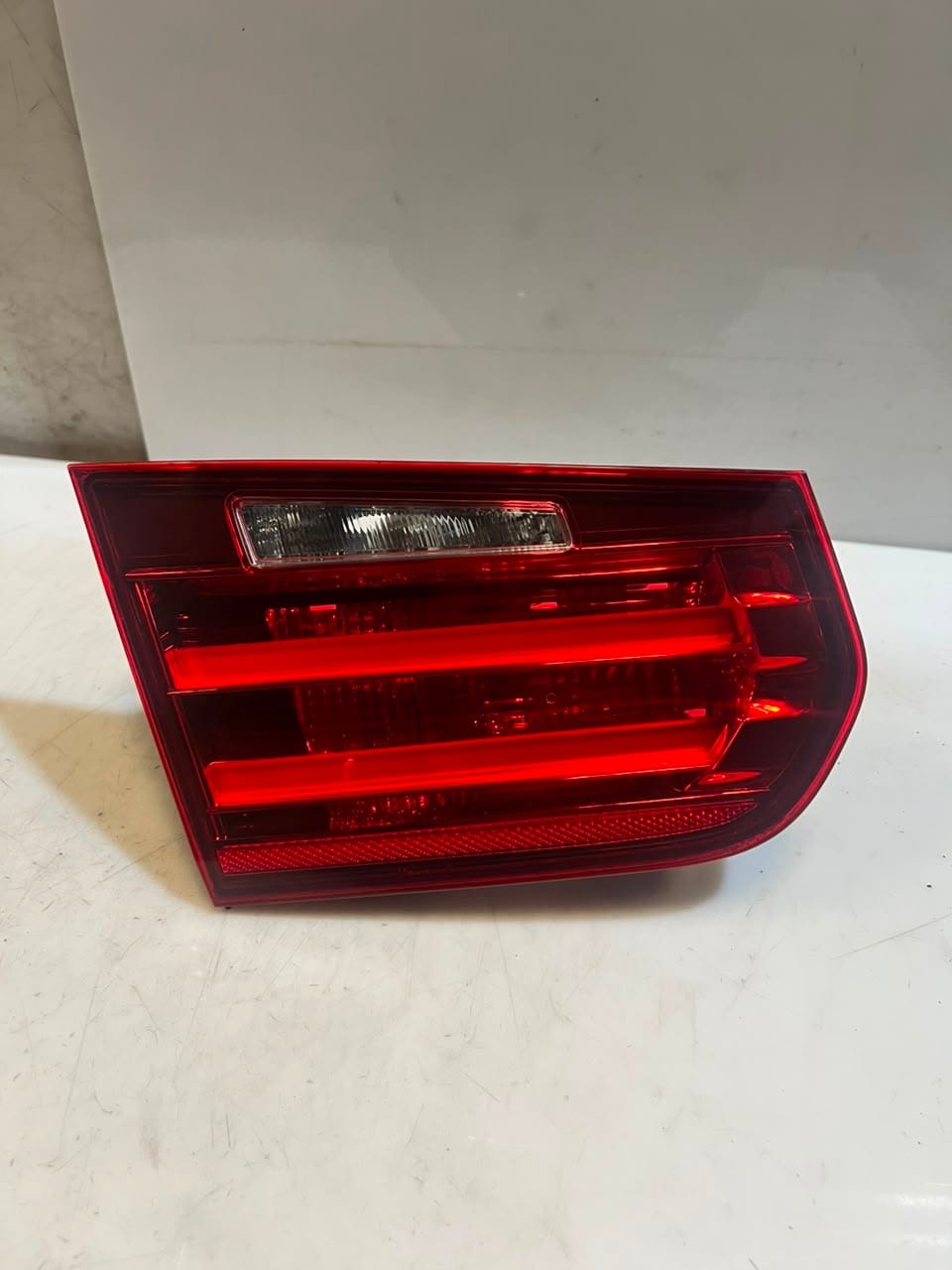 2012-2015 BMW 3 Series F30 320i 328i Rear Left Inner Taillight Assembly 7259915