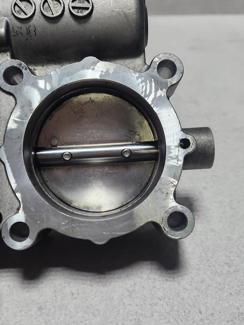 2015-2018 Mercedes-Benz C300 Throttle Body A2701410025