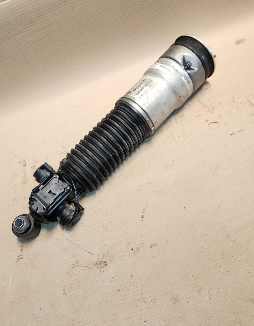 2013 BMW 750Li 7 Series F01 F02 F03 F04 Air Suspension Strut 6858813 OEM