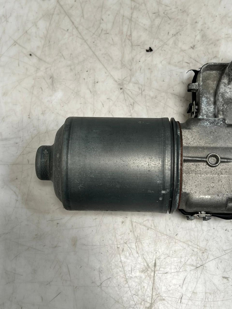 2005 BMW 730d 7 Series E65 E66 Front Windshield Wiper Motor 6923740 0390241806