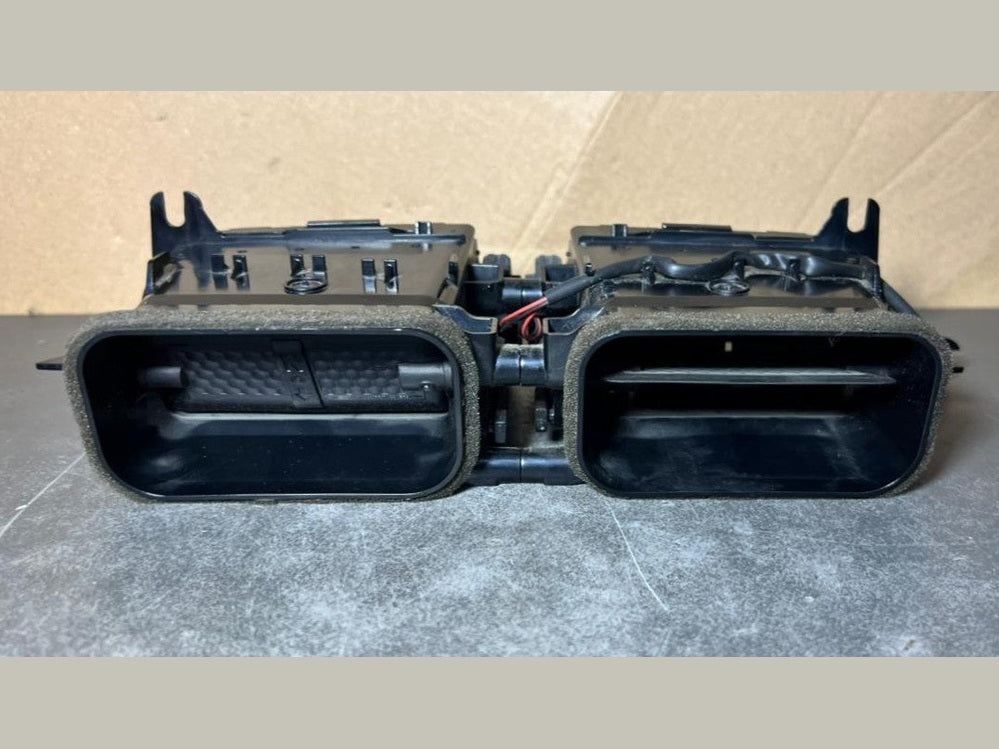 12-14 Mercedes W204 C300 C250 Front Center Dashboard  Heater A/C Air Vent